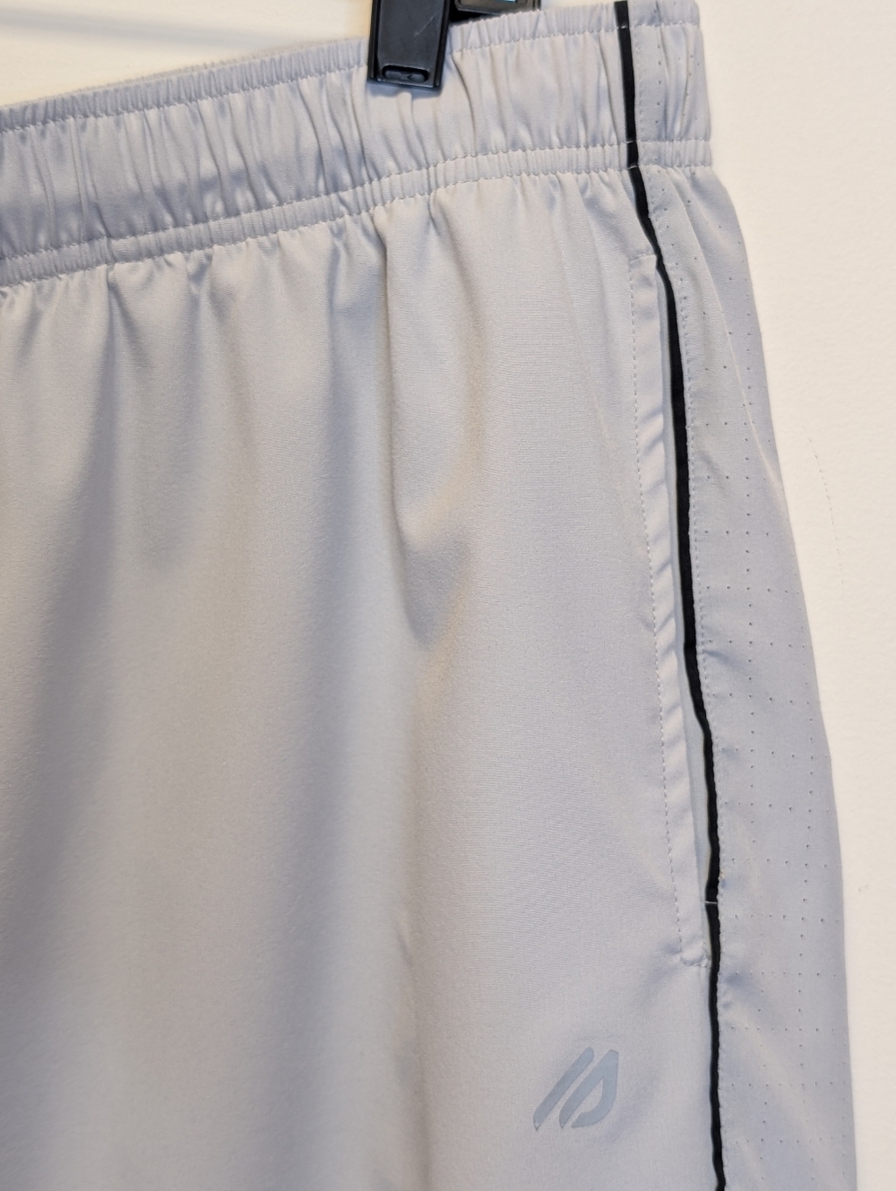 Eddie Bauer FreeDry Athletic Shorts Men’s XL Gray Lightweight Running 8” Inseam. - Picture 4 of 12